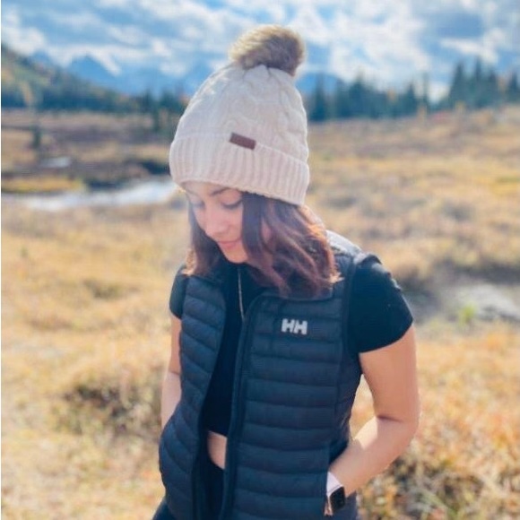 4-Pack + 1 FREE Kéviji Premium Winter Hats - Picture 11 of 14